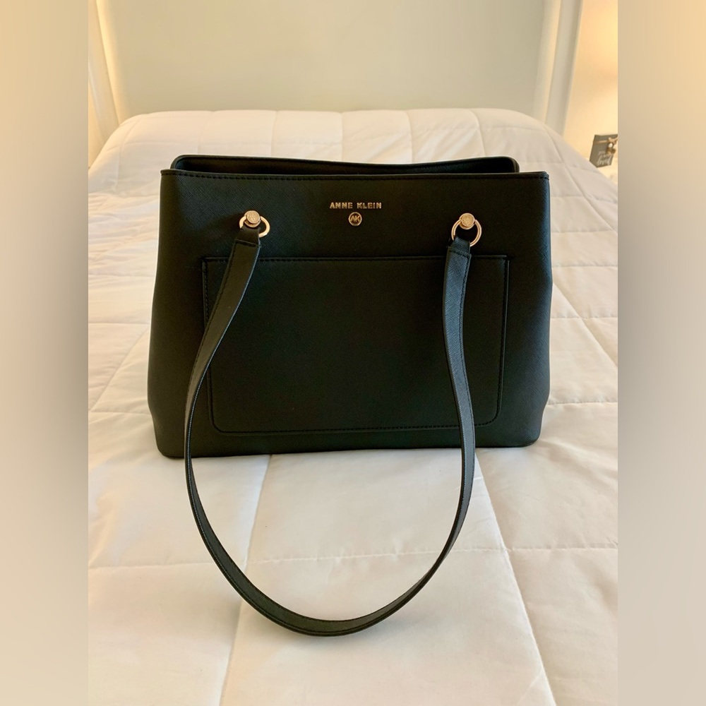Anne Klein Black Shoulder Bag - Picture 3 of 13